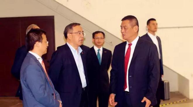 胡春华书记访美期间考察省工商联副主席单位-金(图2) 胡春华书记访美期间考察省工商联副主席单位-金(图2)